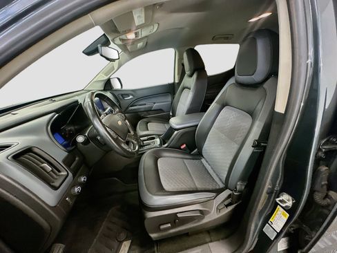 Used 2017 Chevrolet Colorado Z71 AWD/4WD image 13