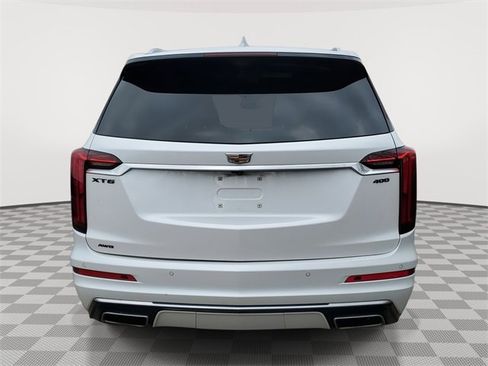 Certified 2022 Cadillac XT6 Premium Luxury w/ Technology Package image 5