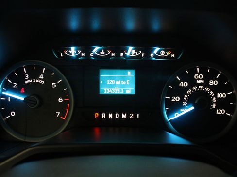 Used 2016 Ford F150 XLT AWD/4WD image 28