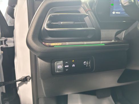 New 2026 Chevrolet Traverse RS w/ LPO, Floor Liner Package image 20