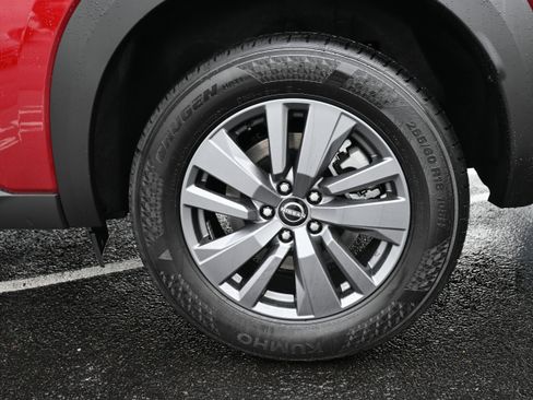 New 2026 Nissan Pathfinder SV image 10