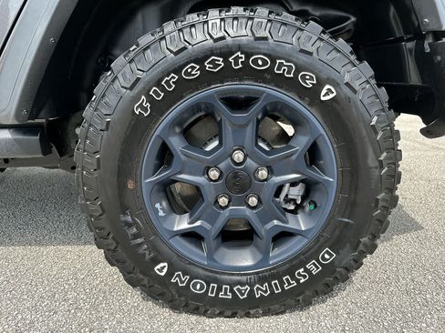 Certified 2023 Jeep Wrangler Unlimited w/ Cold Weather Group AWD/4WD image 15