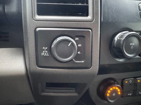 Used 2022 Ford F350 XL w/ Power Equipment Group image 15