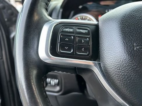Used 2021 RAM 2500 Laramie image 31