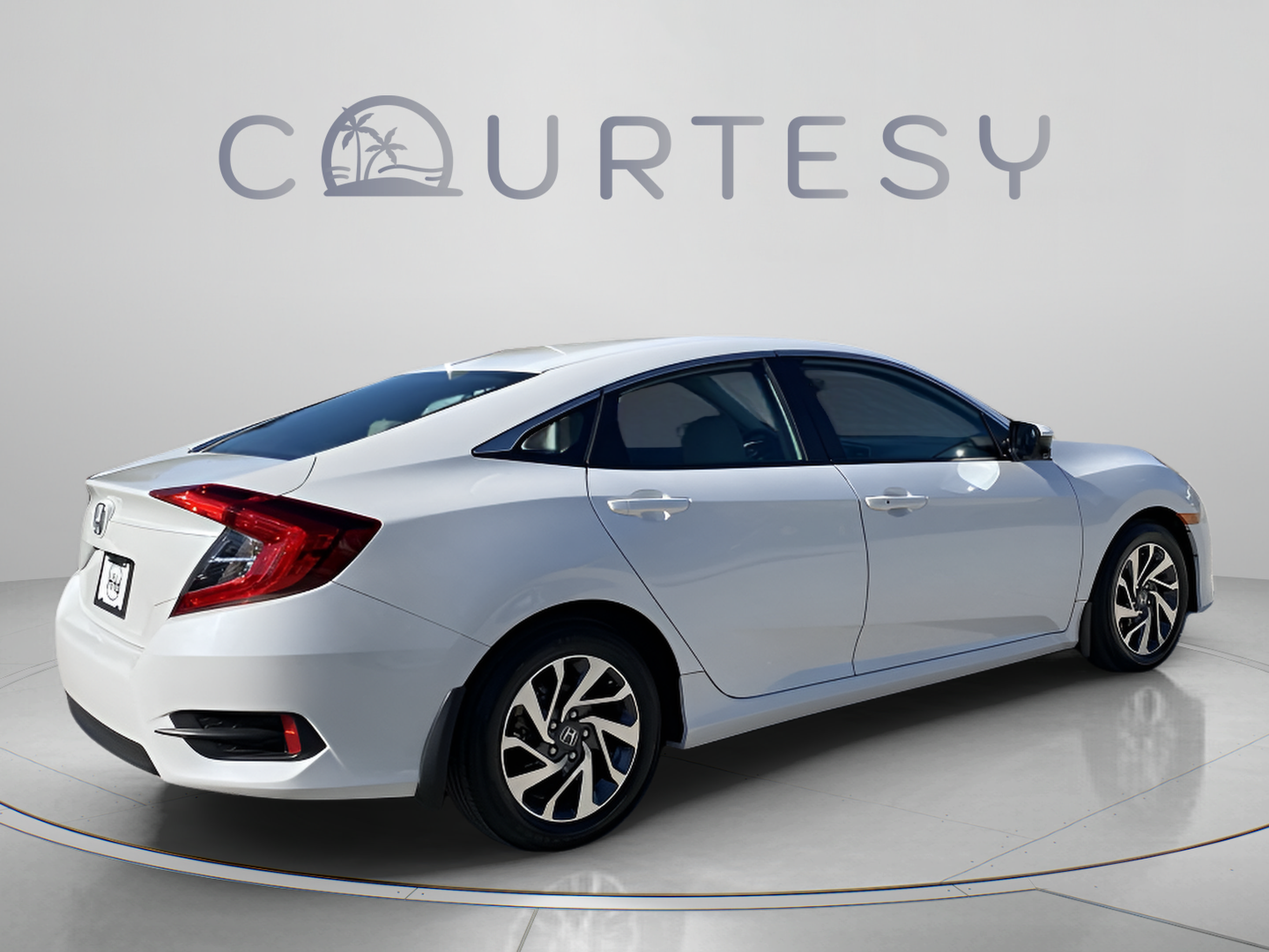 Used 2018 Honda Civic EX image 5