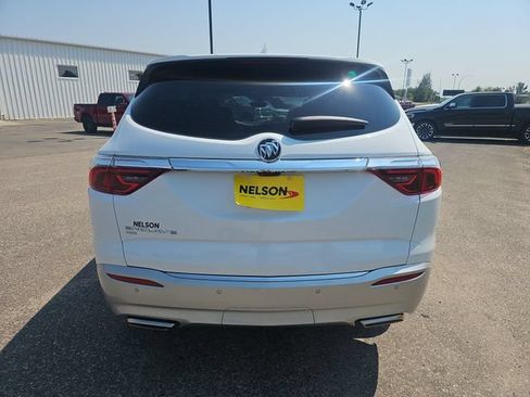 Used 2024 Buick Enclave Essence w/ Experience Buick Package AWD/4WD image 4