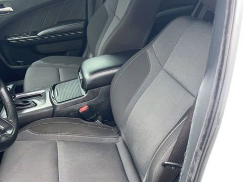 Used 2021 Dodge Charger SXT w/ Blacktop Package image 12