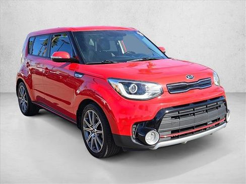 Used 2019 Kia Soul ! w/ Technology Package image 3