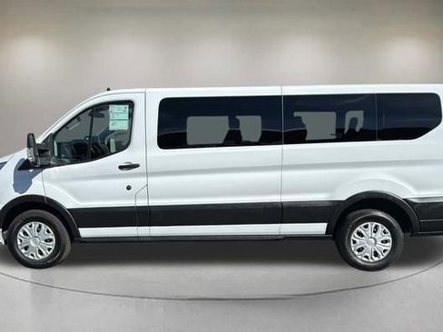 Certified 2022 Ford Transit 350 XLT RWD image 5