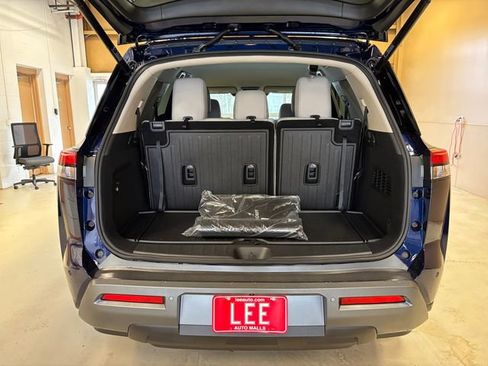 New 2026 Nissan Pathfinder SL w/ Cargo Package AWD/4WD image 17
