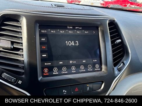 Used 2021 Jeep Cherokee Latitude Lux w/ Comfort/Convenience Group AWD/4WD image 13