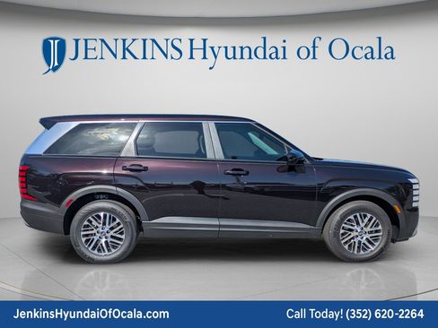 New 2026 Hyundai Palisade SE FWD image 2