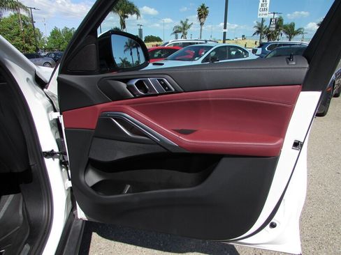Used 2022 BMW X6 xDrive40i w/ Premium Package AWD/4WD image 37