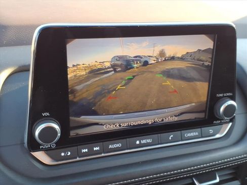 Used 2023 Nissan Rogue SV image 20