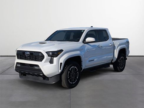 Certified 2024 Toyota Tacoma TRD Sport image 2