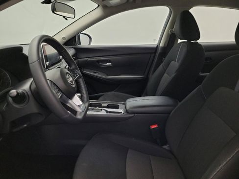 Used 2025 Nissan Sentra SV w/ All-Weather Package FWD image 17