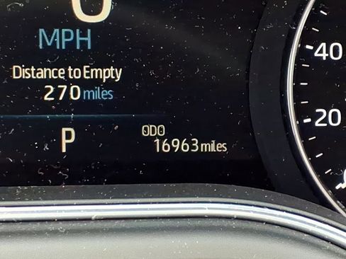 Used 2022 Toyota Avalon Limited image 24