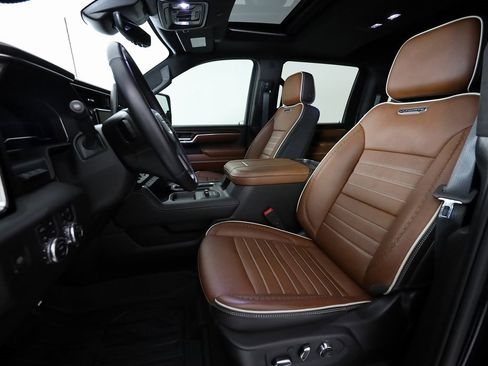 Used 2024 GMC Sierra 2500 Denali Ultimate image 29