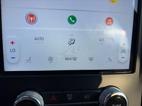 Certified 2024 Ford Edge SEL AWD/4WD image 19