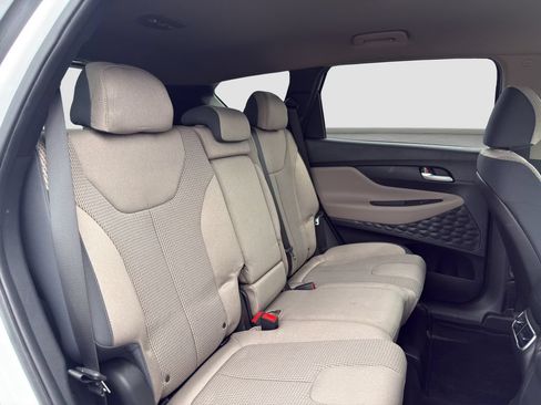 Used 2023 Hyundai Santa Fe SEL FWD image 18