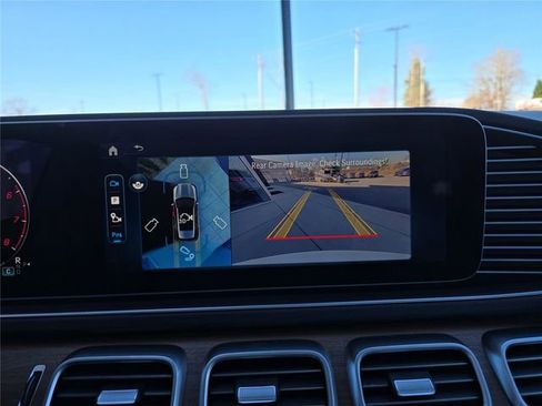 Used 2026 Mercedes-Benz GLE 450 4MATIC image 33