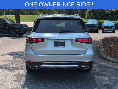 Used 2025 Mercedes-Benz GLS 450 4MATIC image 4