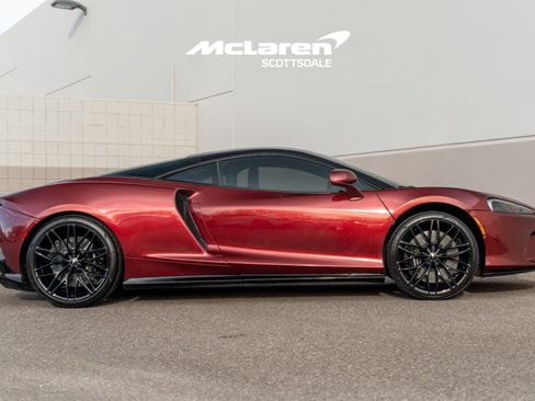 Used 2023 McLaren GT image 8