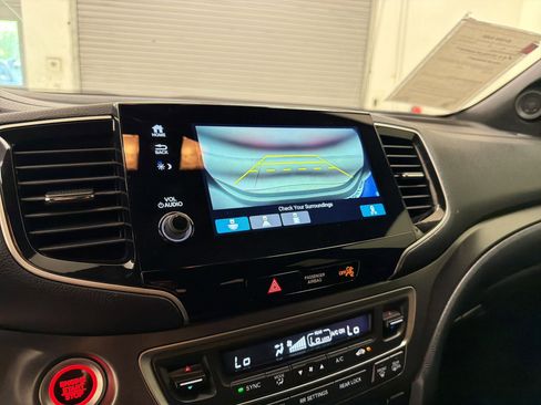 Used 2022 Honda Pilot Sport image 22