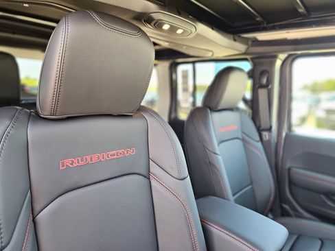 New 2026 Jeep Wrangler Unlimited Rubicon AWD/4WD image 27