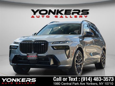 Used 2024 BMW X7 M60i w/ Executive Package image 22
