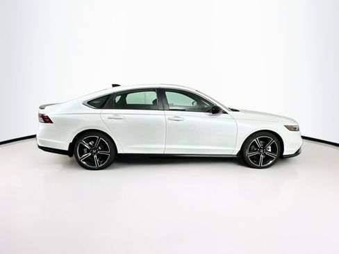 Used 2024 Honda Accord Sport image 10