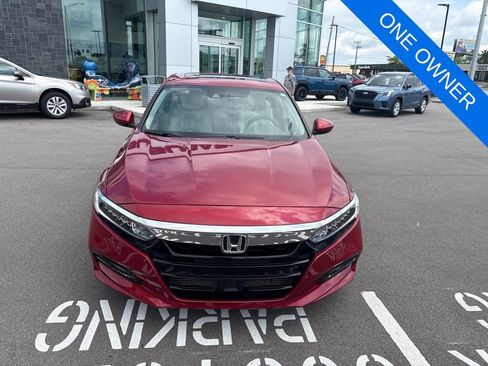 Used 2018 Honda Accord EX image 9