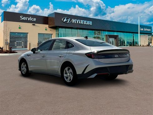 New 2025 Hyundai Sonata SE image 5