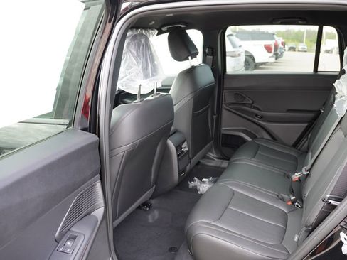 New 2026 Jeep Cherokee Limited AWD/4WD image 11