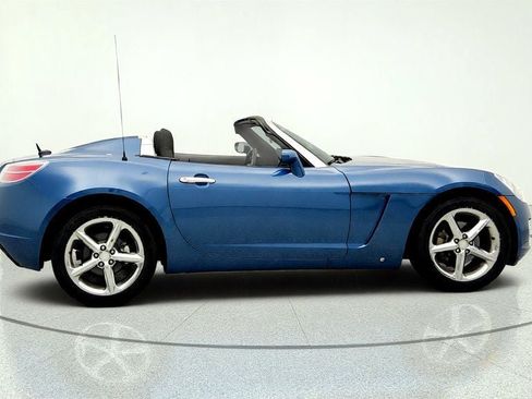 Used 2007 Saturn Sky RWD image 4