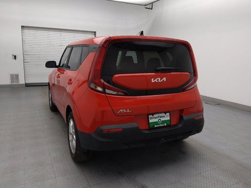 Used 2022 Kia Soul LX w/ Technology Package image 6
