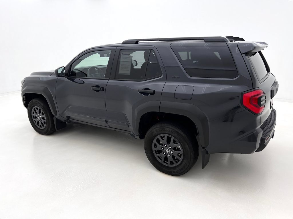 Used 2025 Toyota 4Runner SR5 AWD/4WD image 10