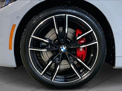 Used 2025 BMW 440i xDrive Coupe w/ Premium Package image 11