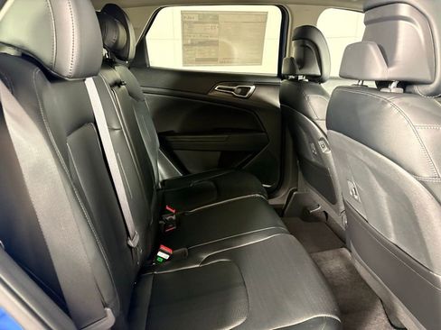 New 2026 Kia Sportage EX image 16