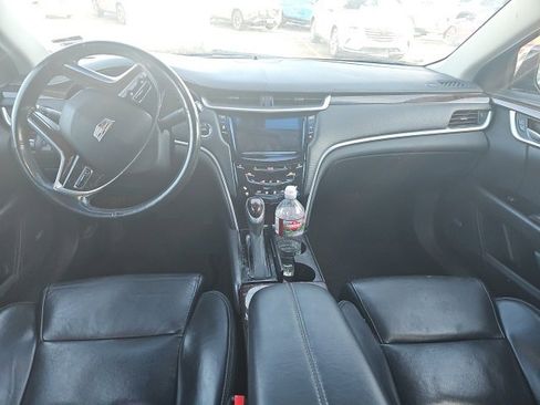 Used 2017 Cadillac XTS Luxury image 9