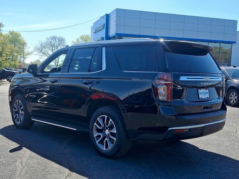 Certified 2022 Chevrolet Tahoe LT w/ LT Signature Package AWD/4WD image 5