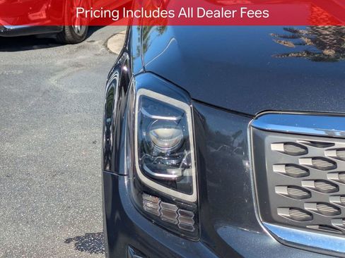 Used 2020 Kia Telluride LX FWD image 10