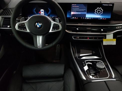 Used 2026 BMW X5 xDrive40i w/ M Sport Package AWD/4WD image 23
