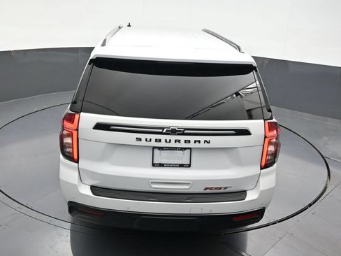 Used 2024 Chevrolet Suburban RST w/ Luxury Package RWD image 19