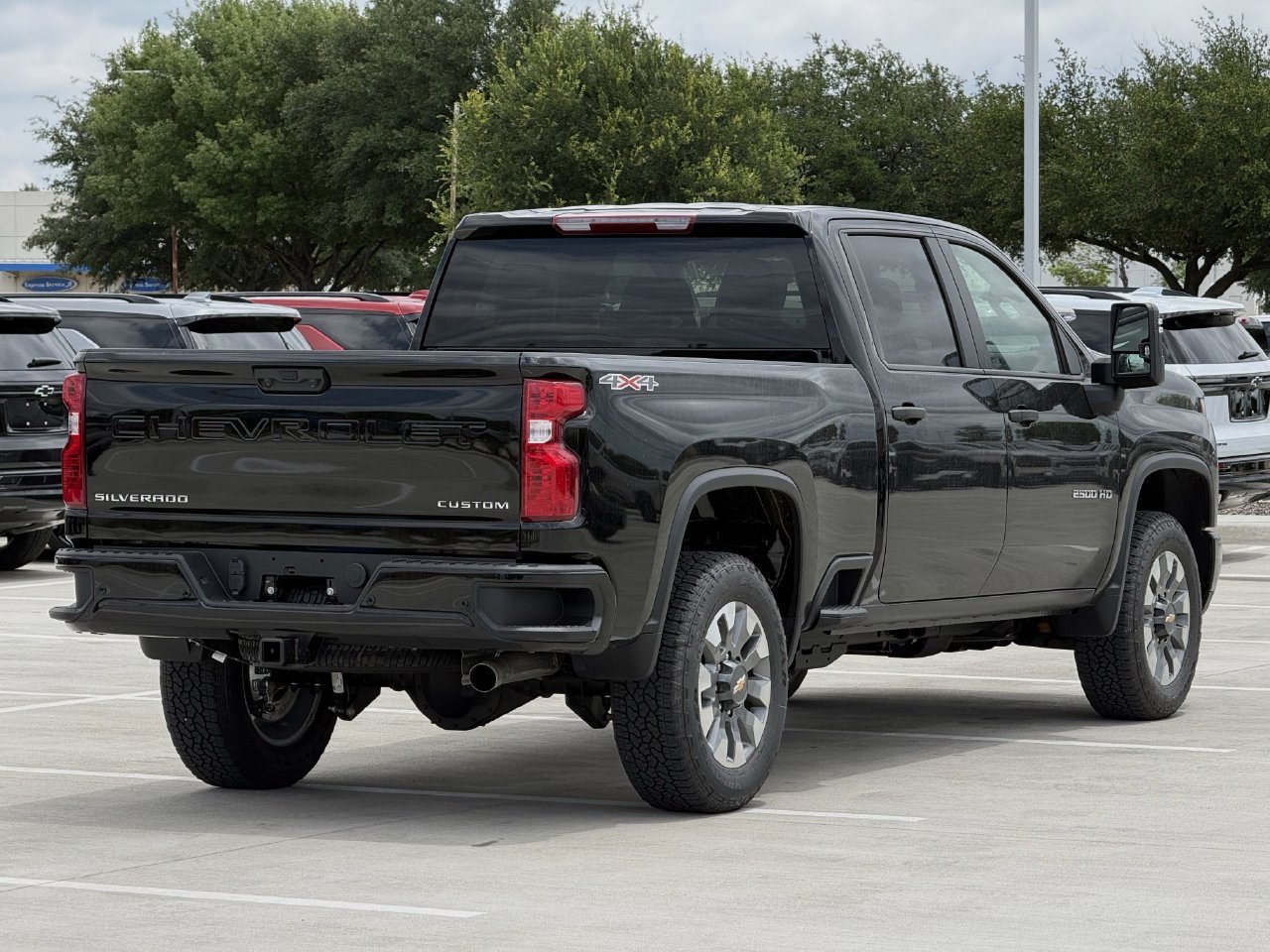 New 2026 Chevrolet Silverado 2500 Custom w/ Custom Value Package AWD/4WD image 4
