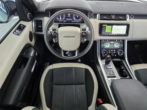 Used 2022 Land Rover Range Rover Sport HST image 12