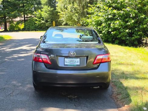 Used 2008 Toyota Camry LE FWD image 4