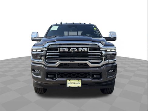 Used 2025 RAM 2500 Laramie AWD/4WD image 8