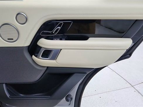 Used 2022 Land Rover Range Rover Westminster Edition image 27