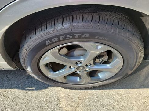 Used 2023 Ford Escape ST-Line AWD/4WD image 7